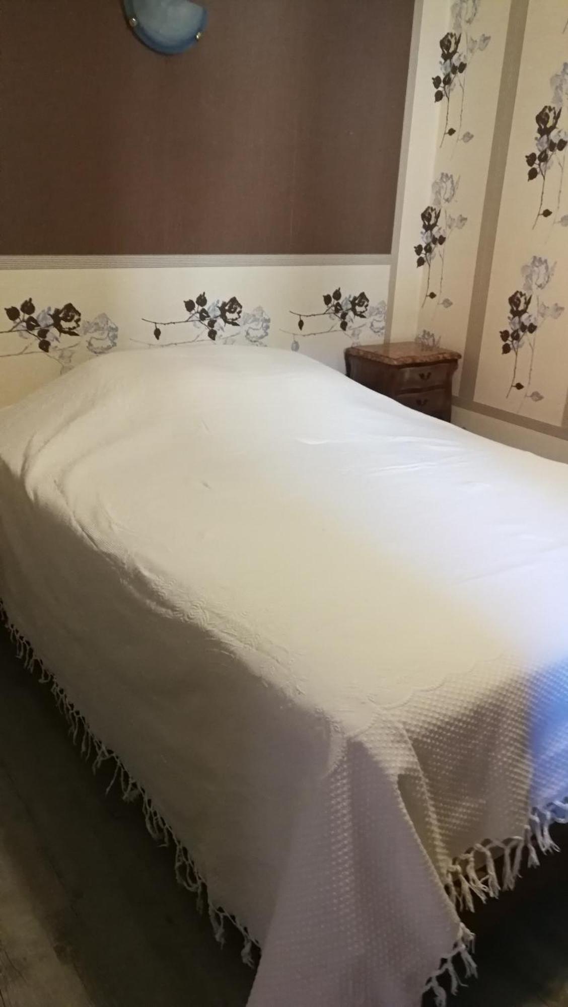 La Cirerole Hotel Casteil Luaran gambar