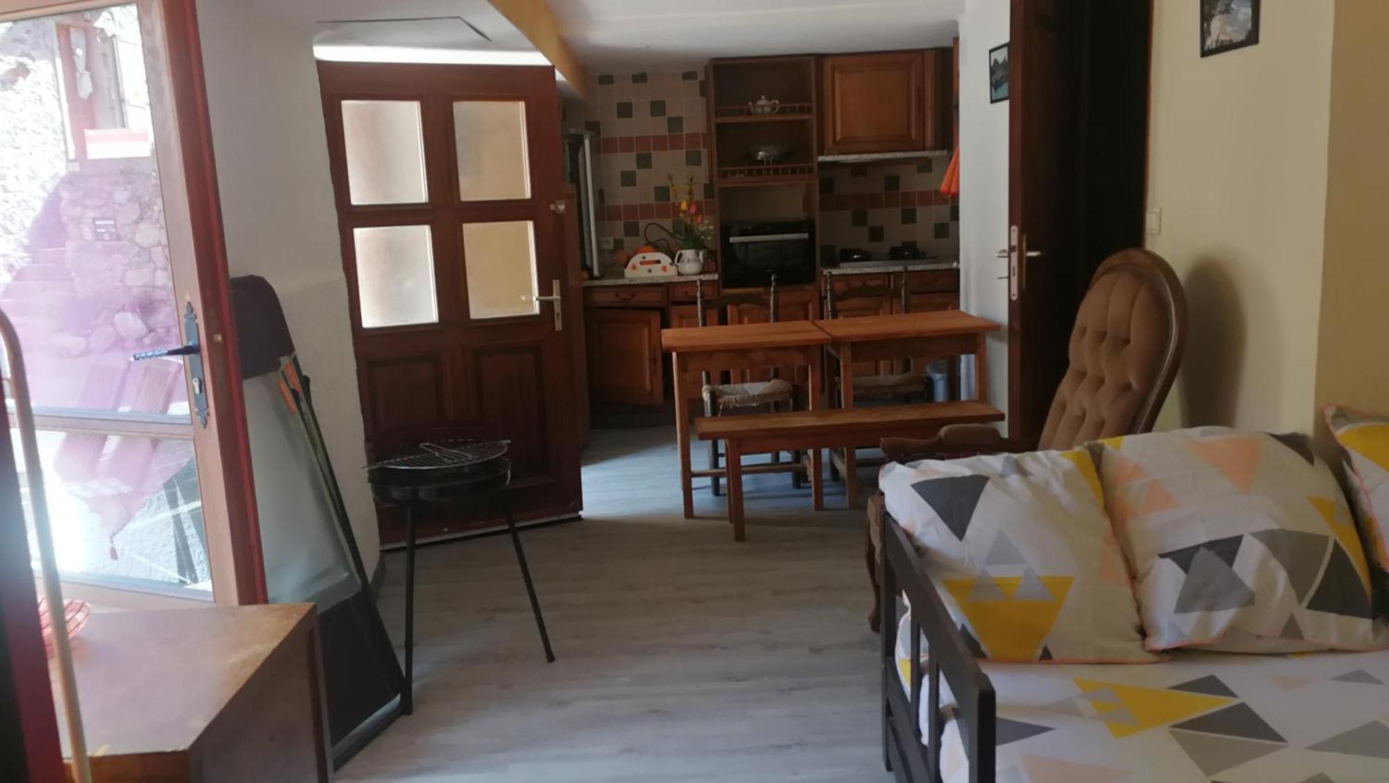 La Cirerole Hotel Casteil Luaran gambar